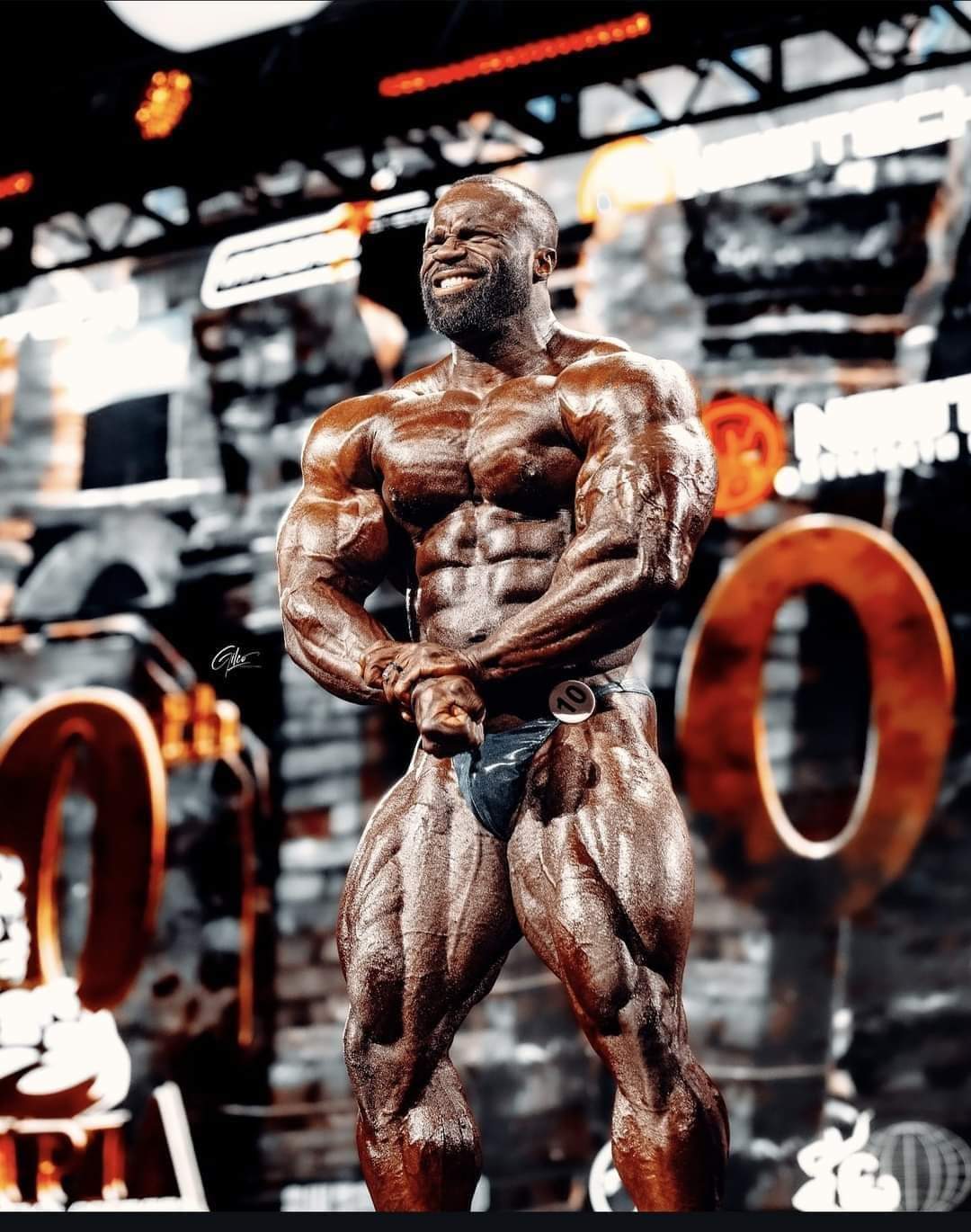 Nigerian Body Builder Dauda Wins 2024 Mr. Olympia Contest Parrot